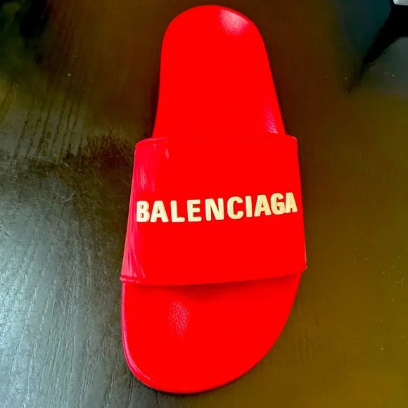 Balenciaga Red and White pool slides - Picture 4 of 7